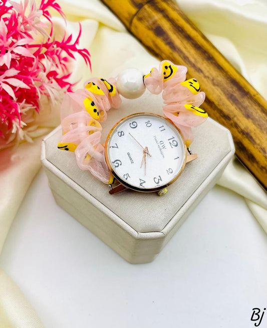 Chic Women's Quartz Watch - Pink Strap, Water Resistant