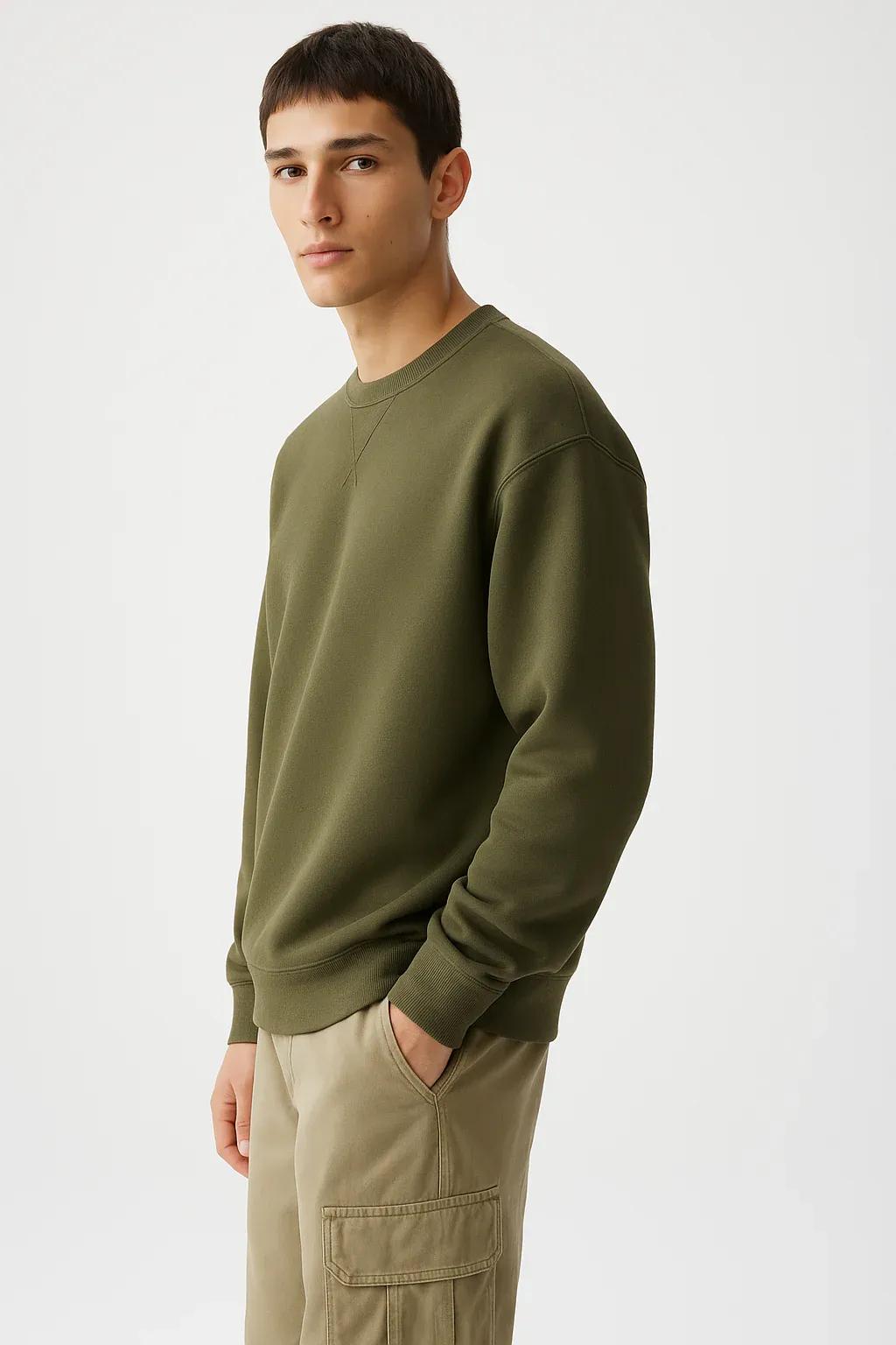 Classic Crewneck Sweatshirt – Olive Green EW-001350